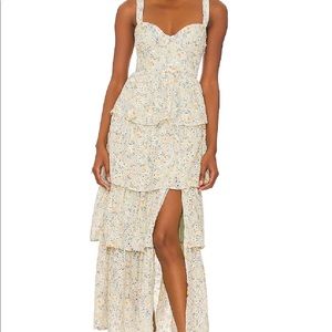 ASTR The Label MIDSUMMER FLORAL TIERED MAXI DRESS